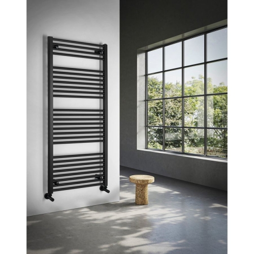 Aqualine ILR36B DIRECT grzejnik z bocznym przyłączem 600x1320mm czarny mat